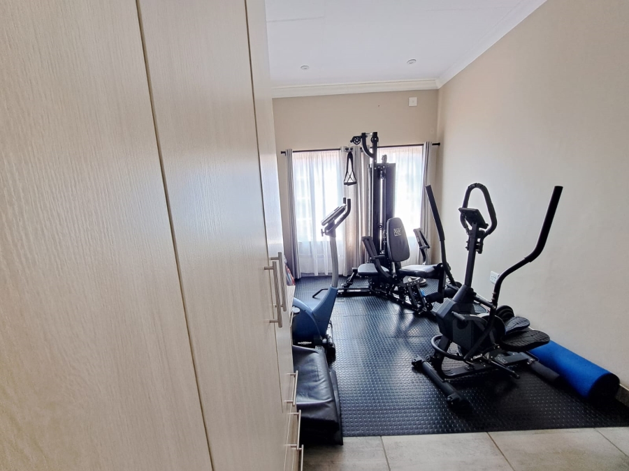 5 Bedroom Property for Sale in Waterkloof North West